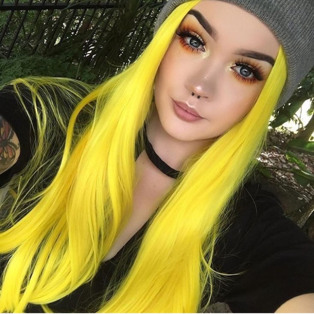 💫24” LEMON YELLOW STRAIGHT LACE FRONT WIG💫 *NWT*